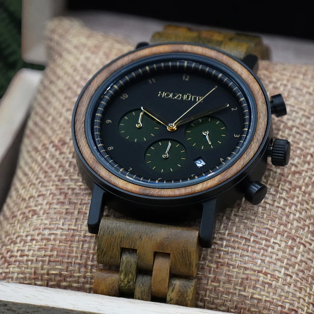 Armbanduhr aus Holz mit Olivgrünem Zifferblatt - Stockholm