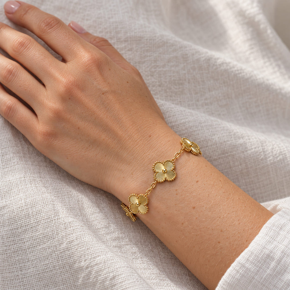 18k Gold Kleeblatt Fiora