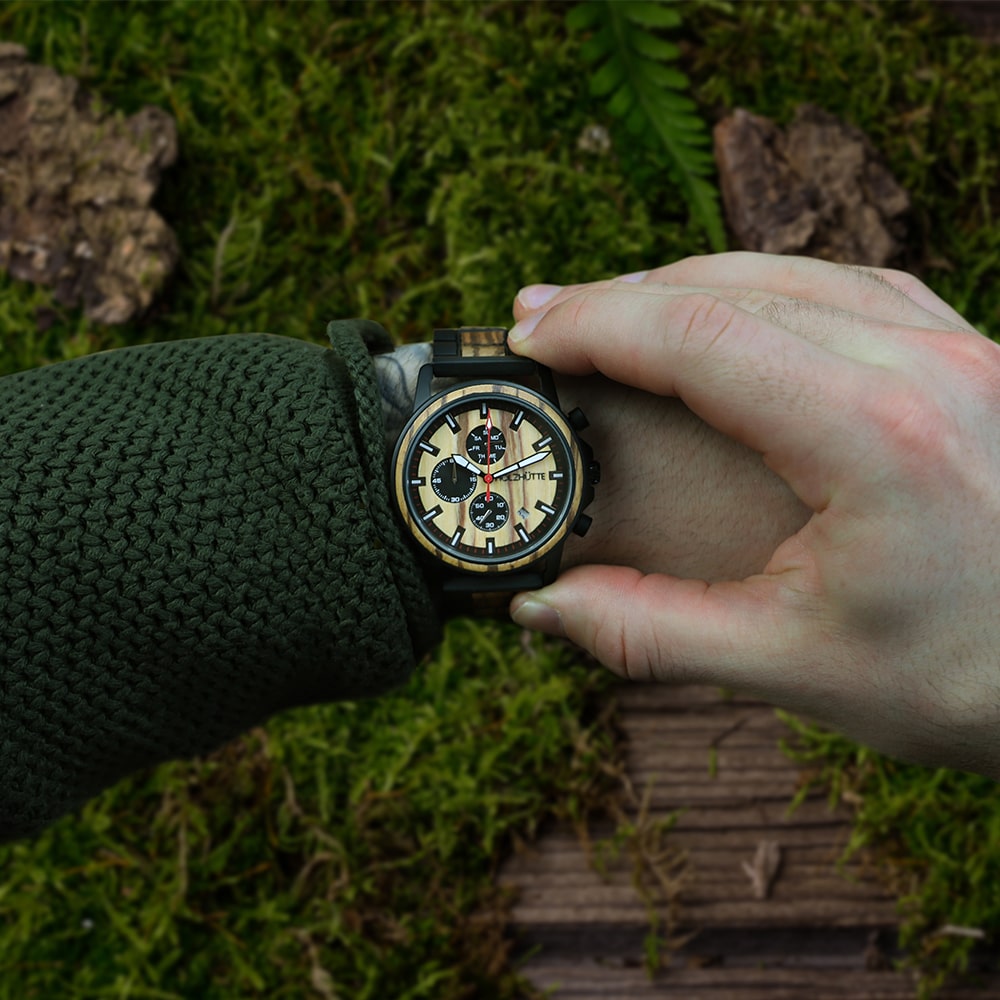 Chicago Chronograph - Präzise Holzuhr für jeden Tag