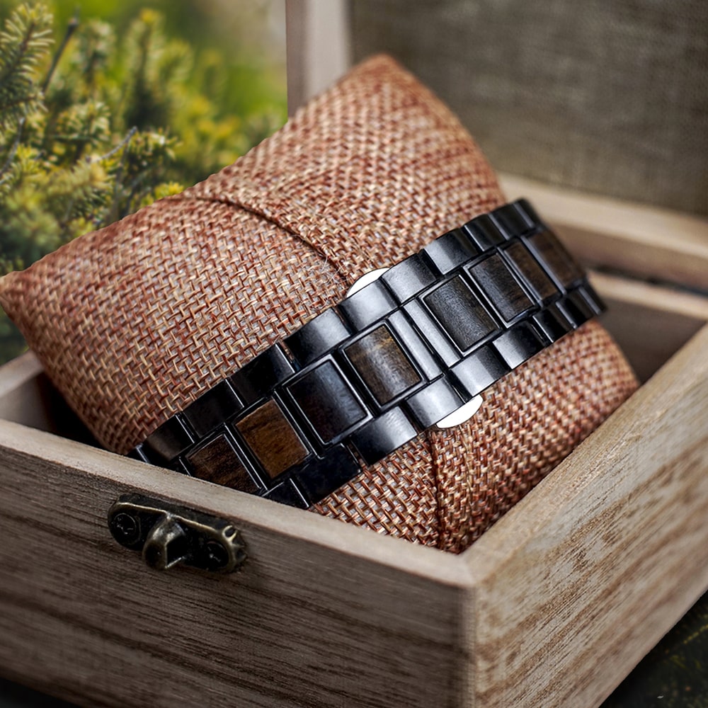 Elegante Holzuhr für Männer und Frauen - Dallas Modell