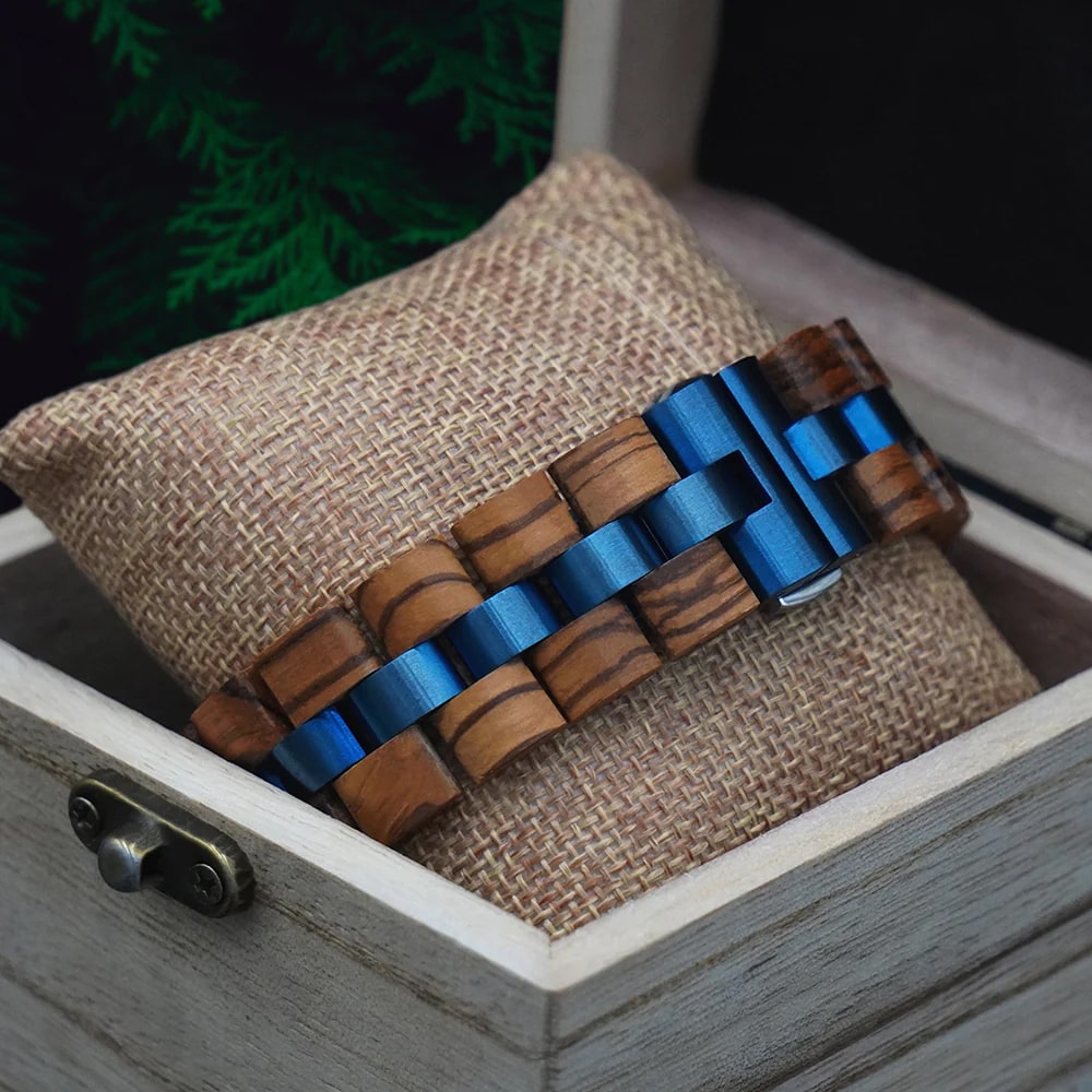 Holzhütte Mailand – Herrenuhr mit natürlichem Holz und Blau