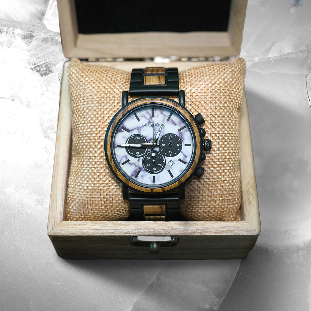 Holzhütte New York – Unisex-Holzuhr mit zeitlosem Charme