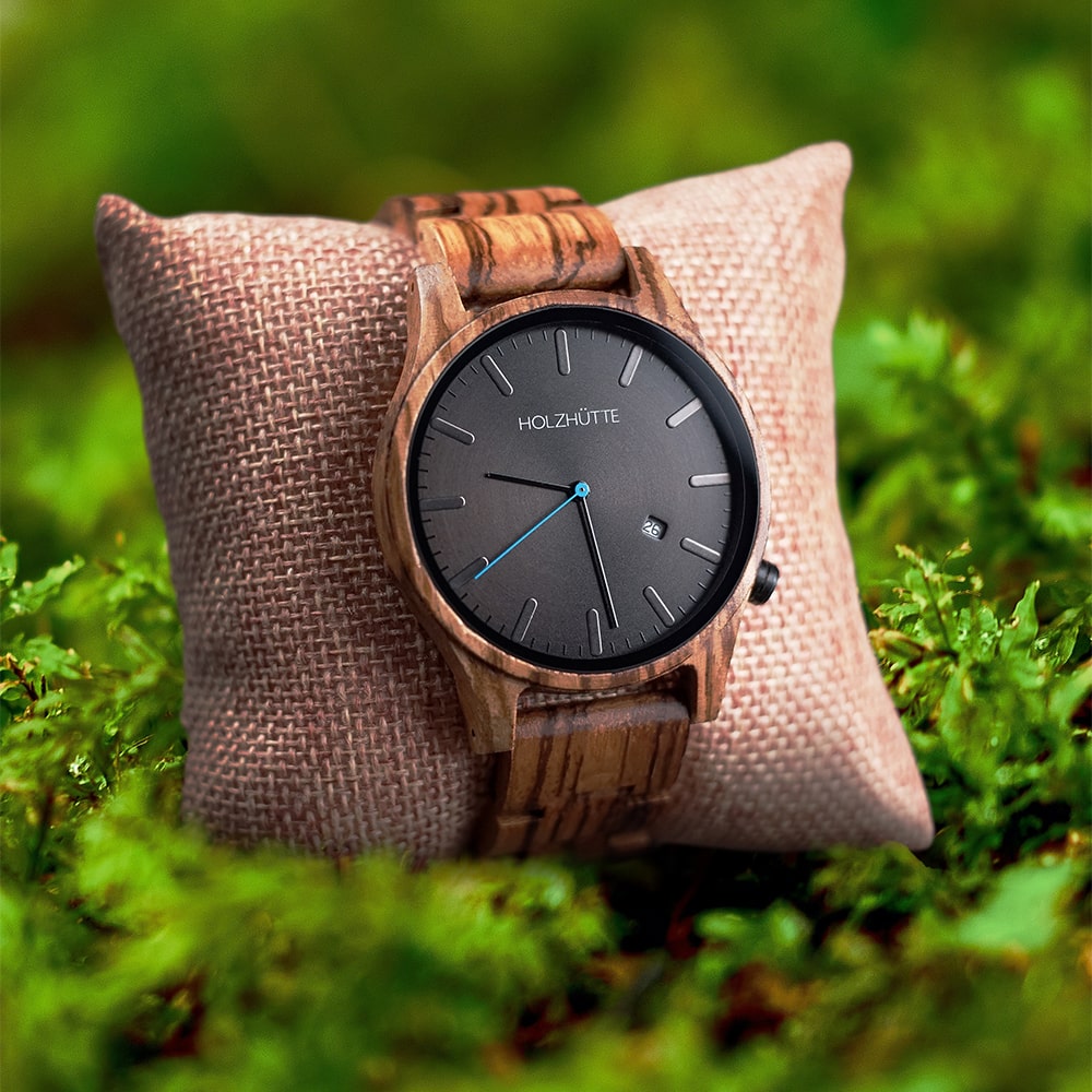 Luxuriöse Holzuhr Richmond – Zeitloses Design für jeden Anlass