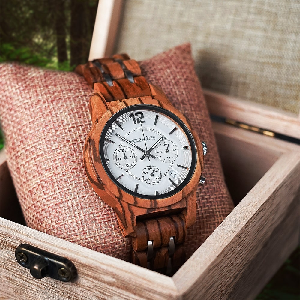 Rom Chronograph – Holzuhr mit silbernen Details